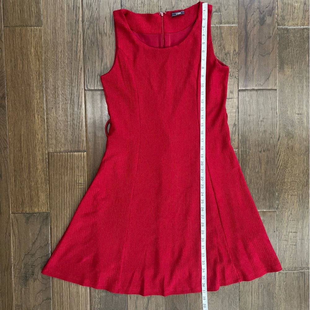 Code Dress - Picture 8 of 11